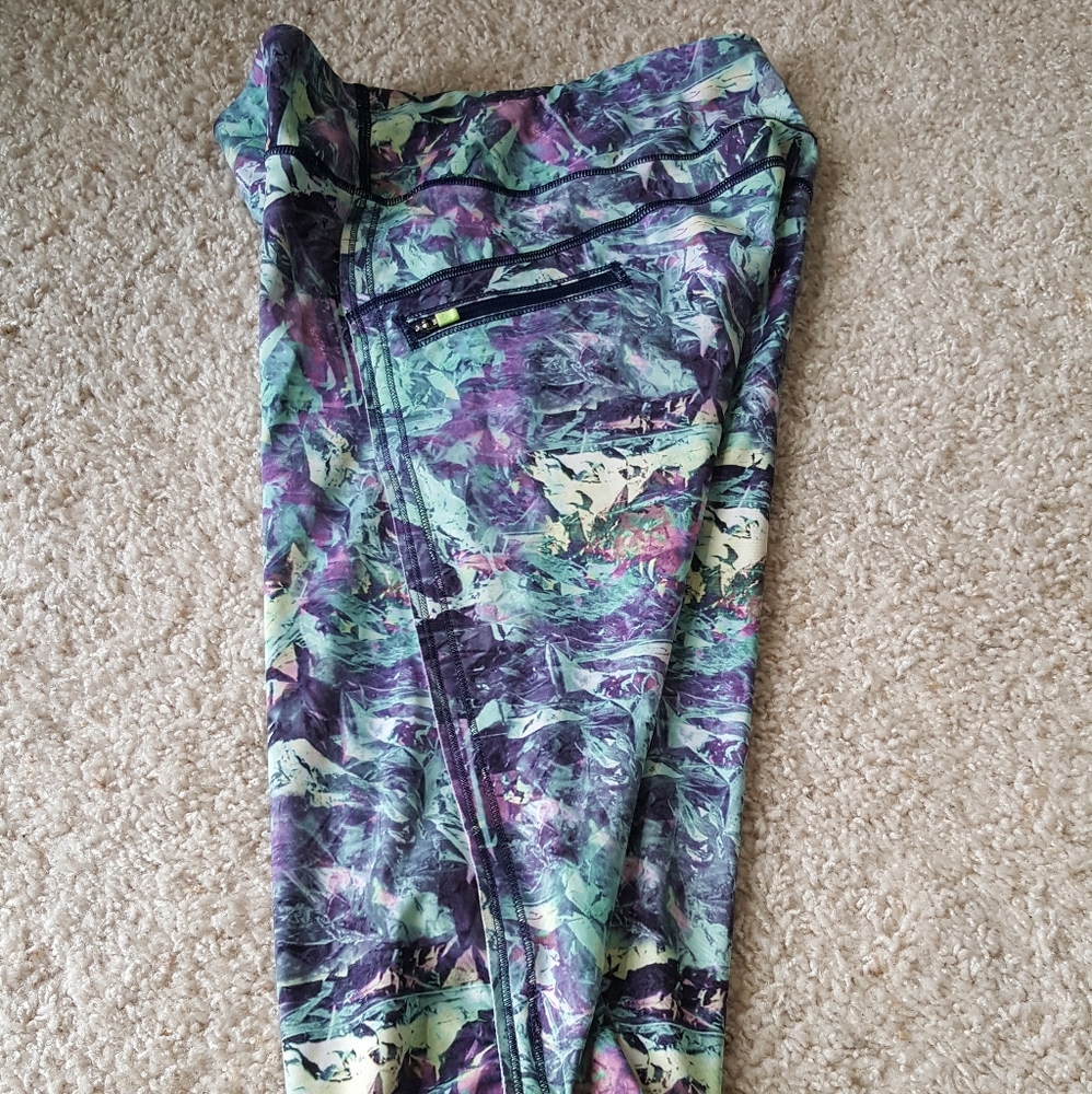 Lululemon RUN Top Speed Crop Iridescent Multi - Picture 4 of 6